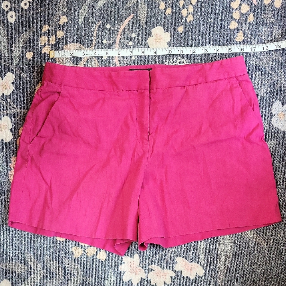 Theory Pink Linen Shorts